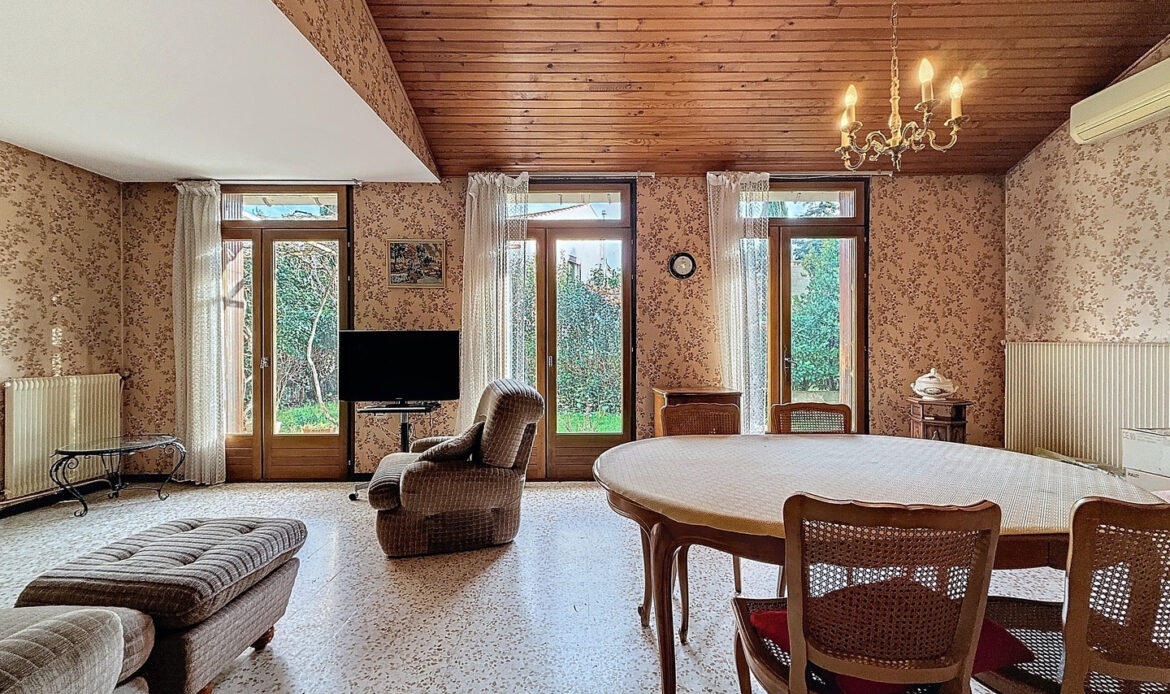 4f317492.jpg