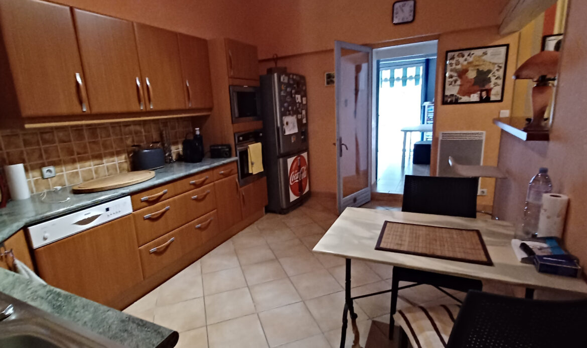 5b3116d0.jpg
