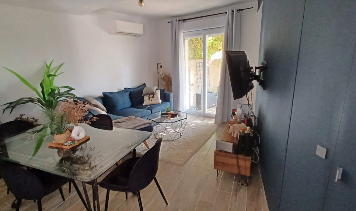 5b456470.jpg