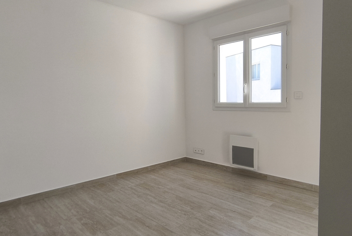 photo_00bb0f944536d6ad573d3c693bdfb9d8_Inc_0