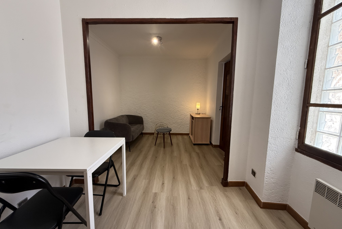 photo_0f6b1df40eed17765750a260f9272b7b