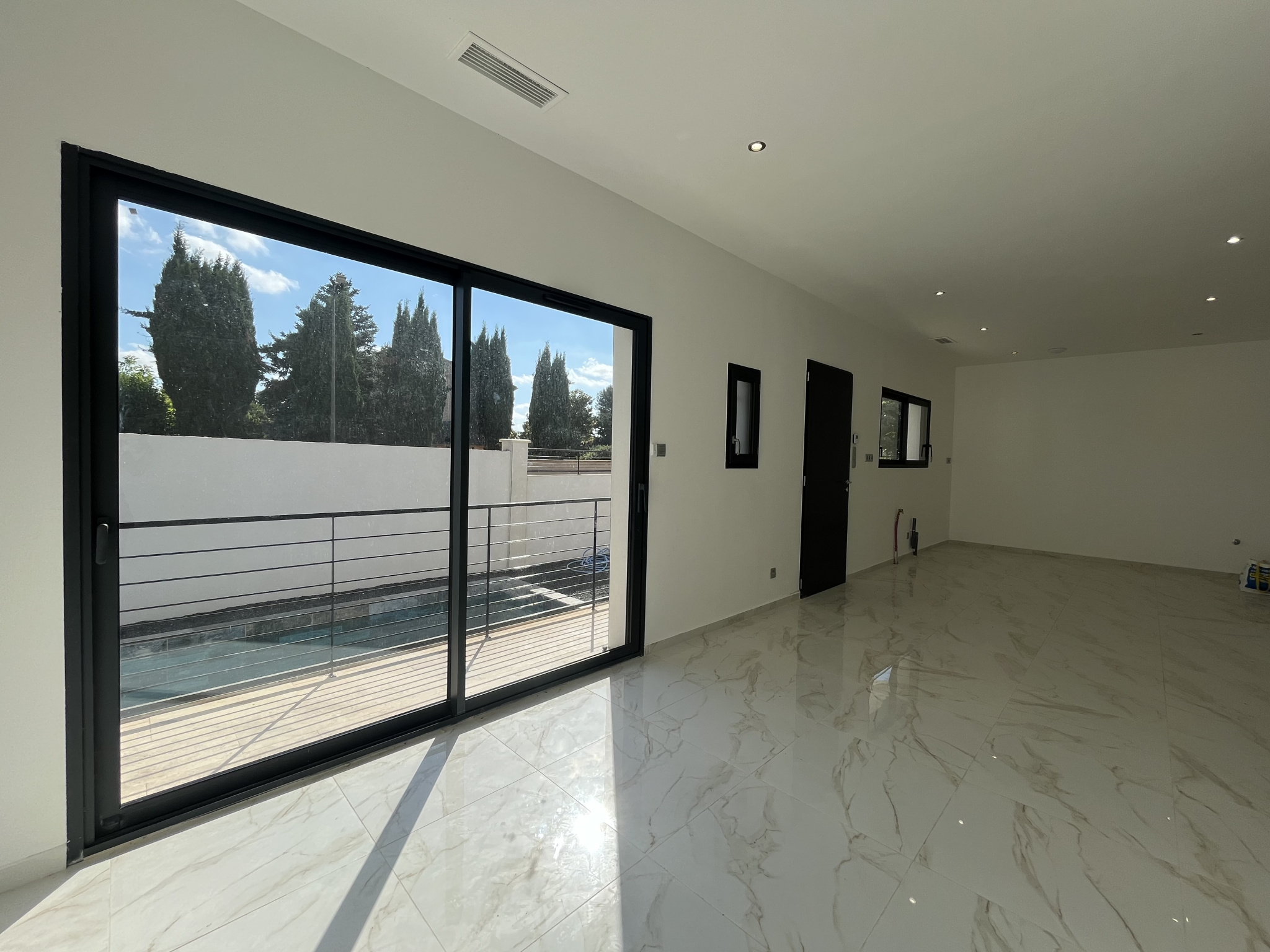 photo_10a358eee7a9a629d92edc718e412419