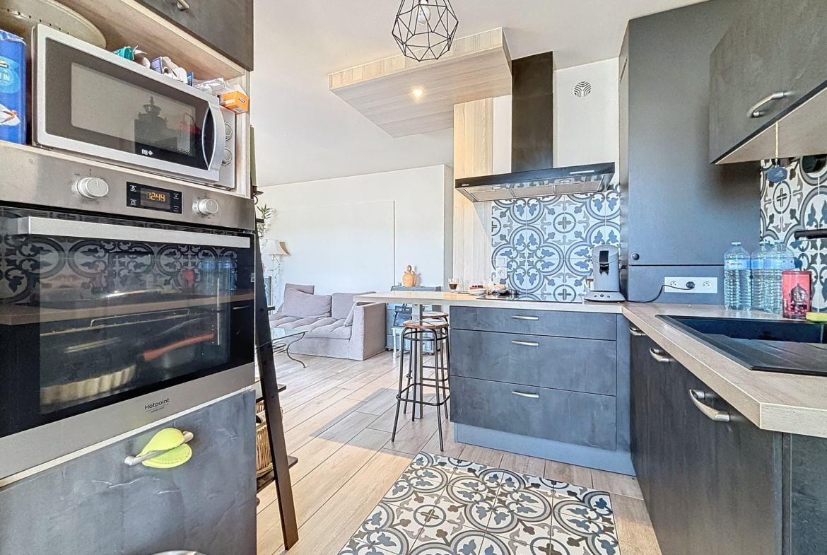 photo_1b672f8c027321da9f6fa26630ca7943