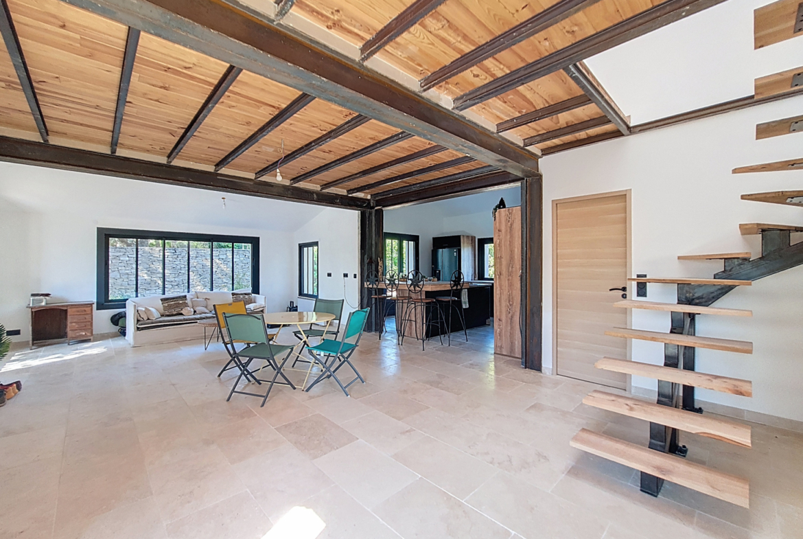 photo_1d68fdb03aee72a22c07c22dcf6b8c25