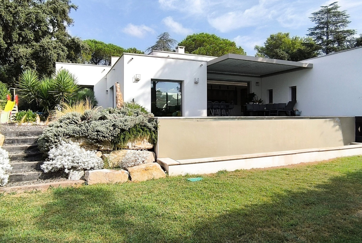 photo_24cc8f01353777655ec0e5a2b8f7d1de