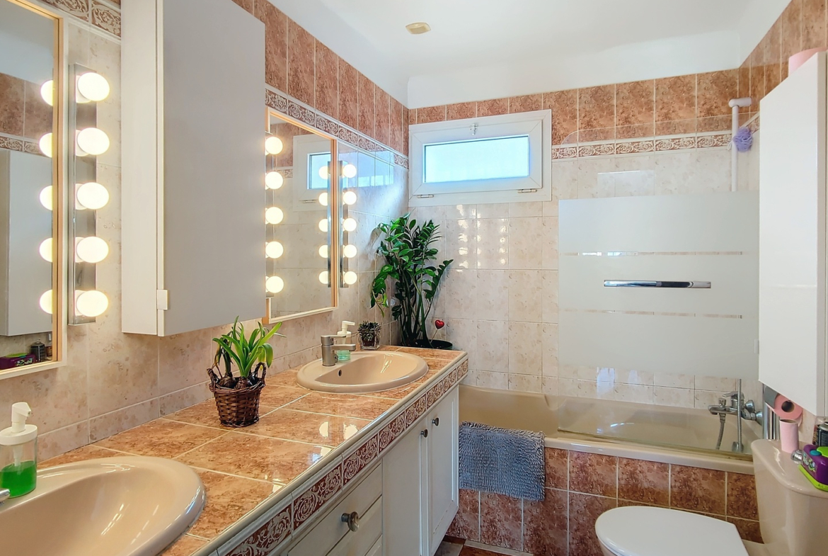 photo_3c42de390eeb7547df48147024415b57