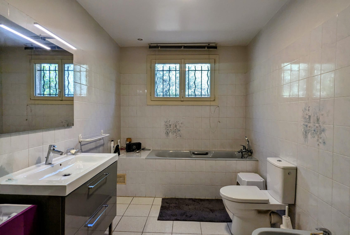 photo_53a2e34e573395fe68007769a93c0808