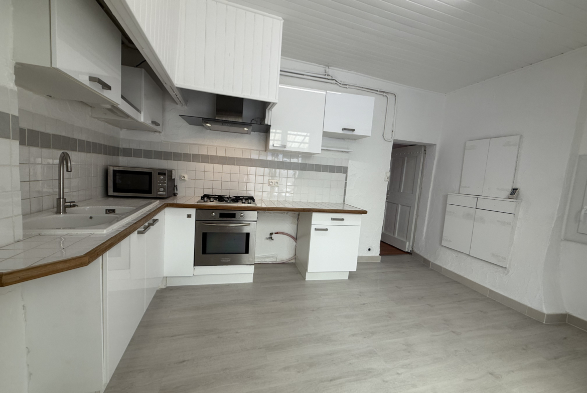 photo_551172cc85e69adec4ef26dcc2e5ae2e