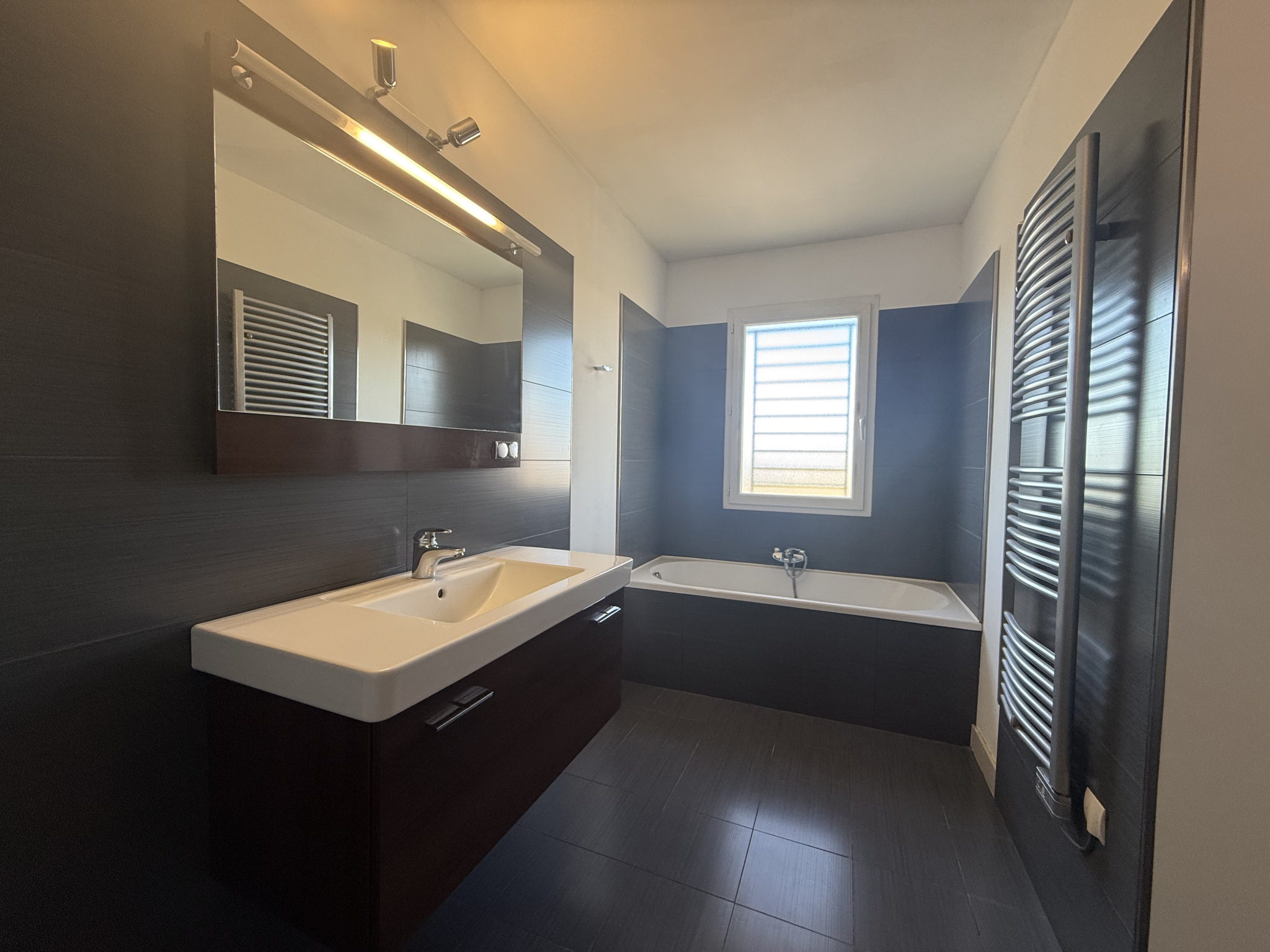 photo_5602a66345b406e80ca60693c0189d4d