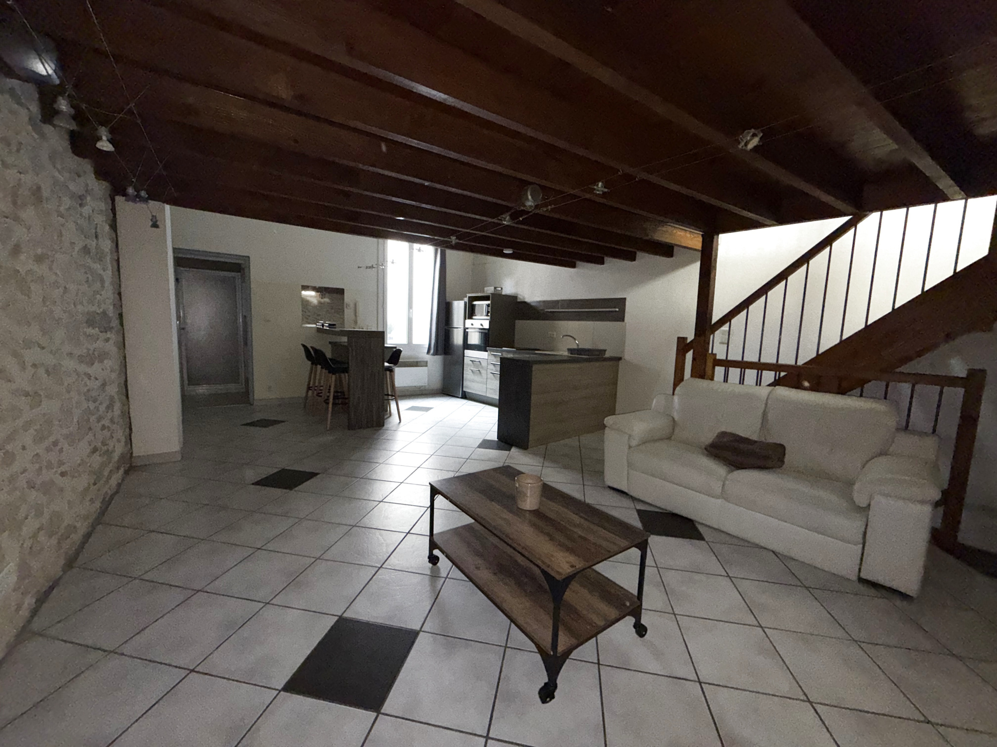 photo_57f4ed21ea53857b9963de9284bbdb8e_Inc_0