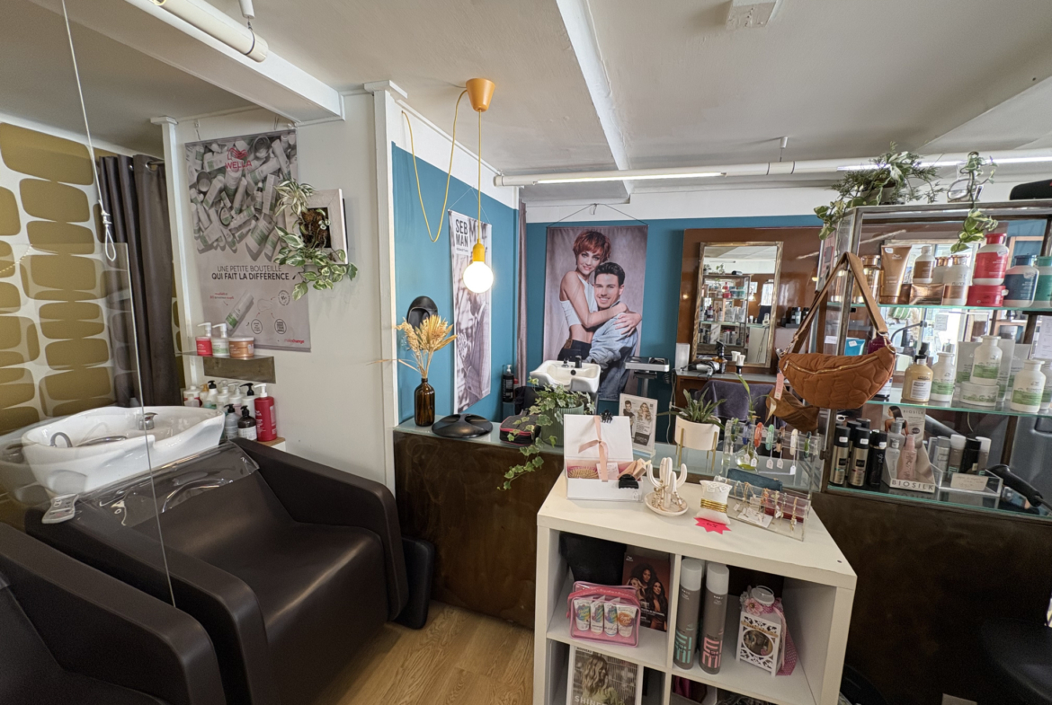 photo_60462650a3824657699382faa01c7b0d