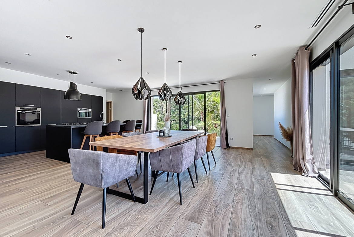 photo_60aa97aa21a1020e8d76b39208c8024a