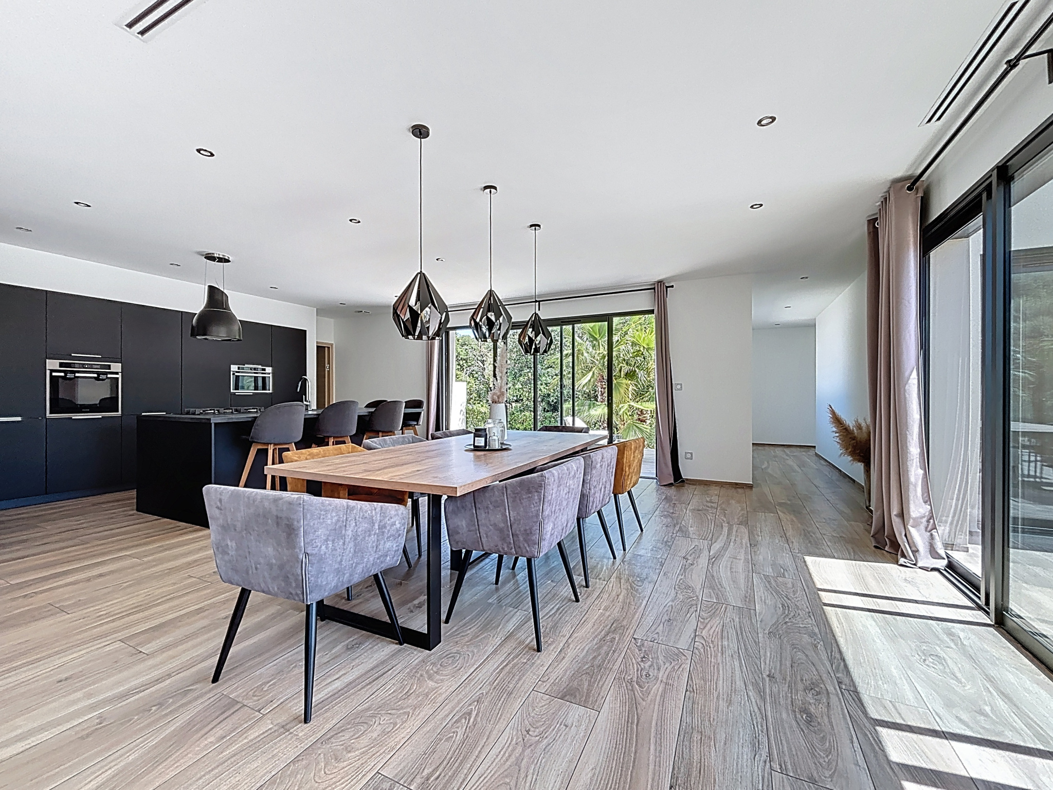 photo_60aa97aa21a1020e8d76b39208c8024a