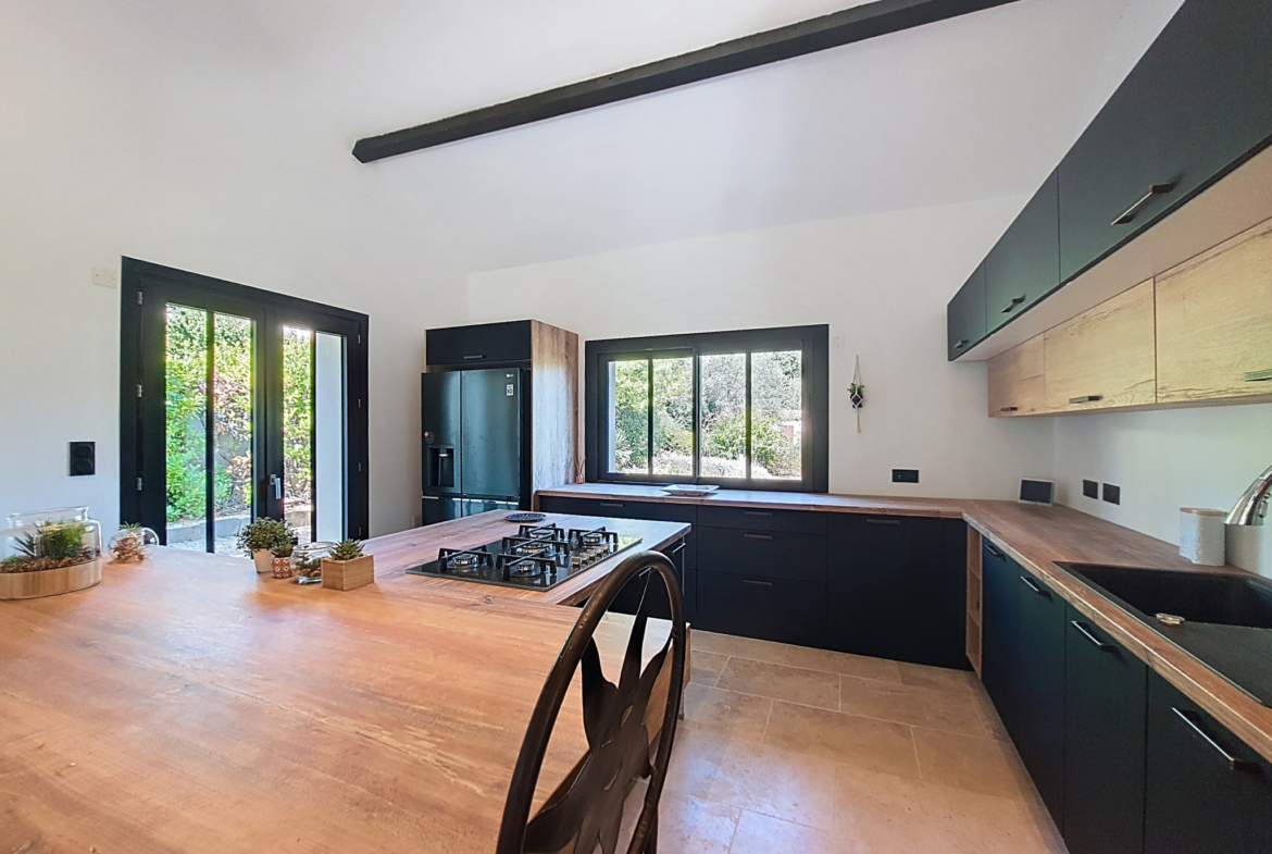 photo_62ab40f1a73ce7ae17563265edc98187