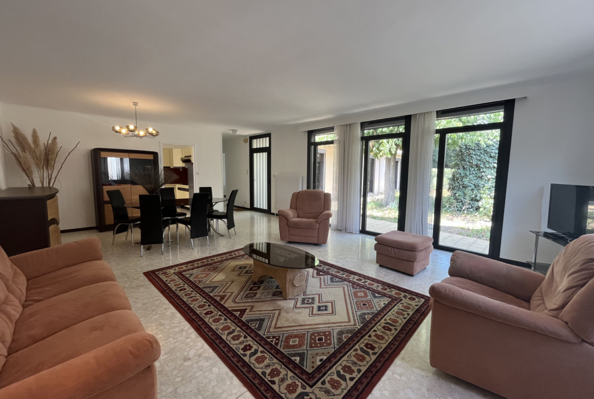 photo_62f9e06b8d761f9821810f8ad8aa857a