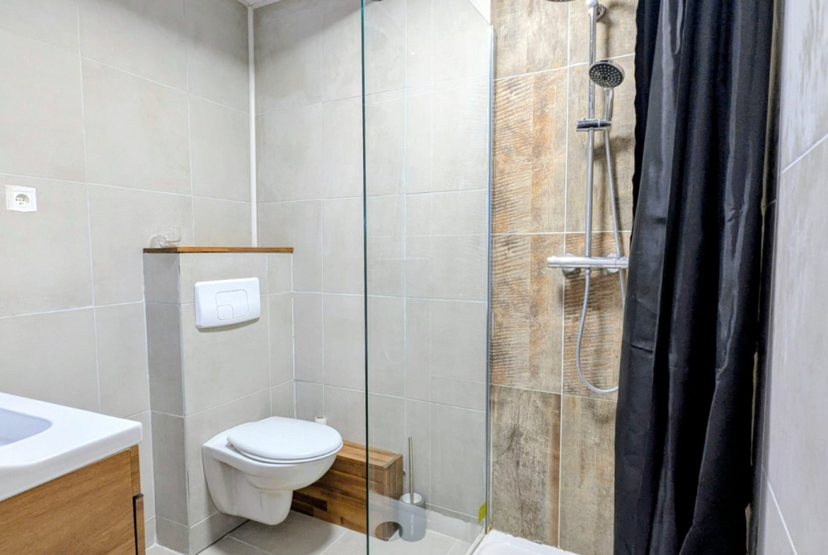 photo_66371d4039515f0553e99dabc3618570