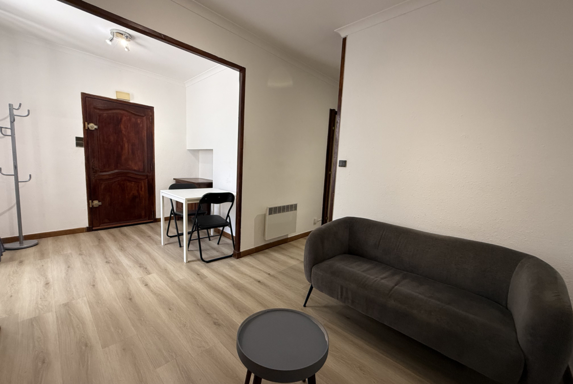 photo_69cf97b31fb1cfb4fd5dec7700eb14ec