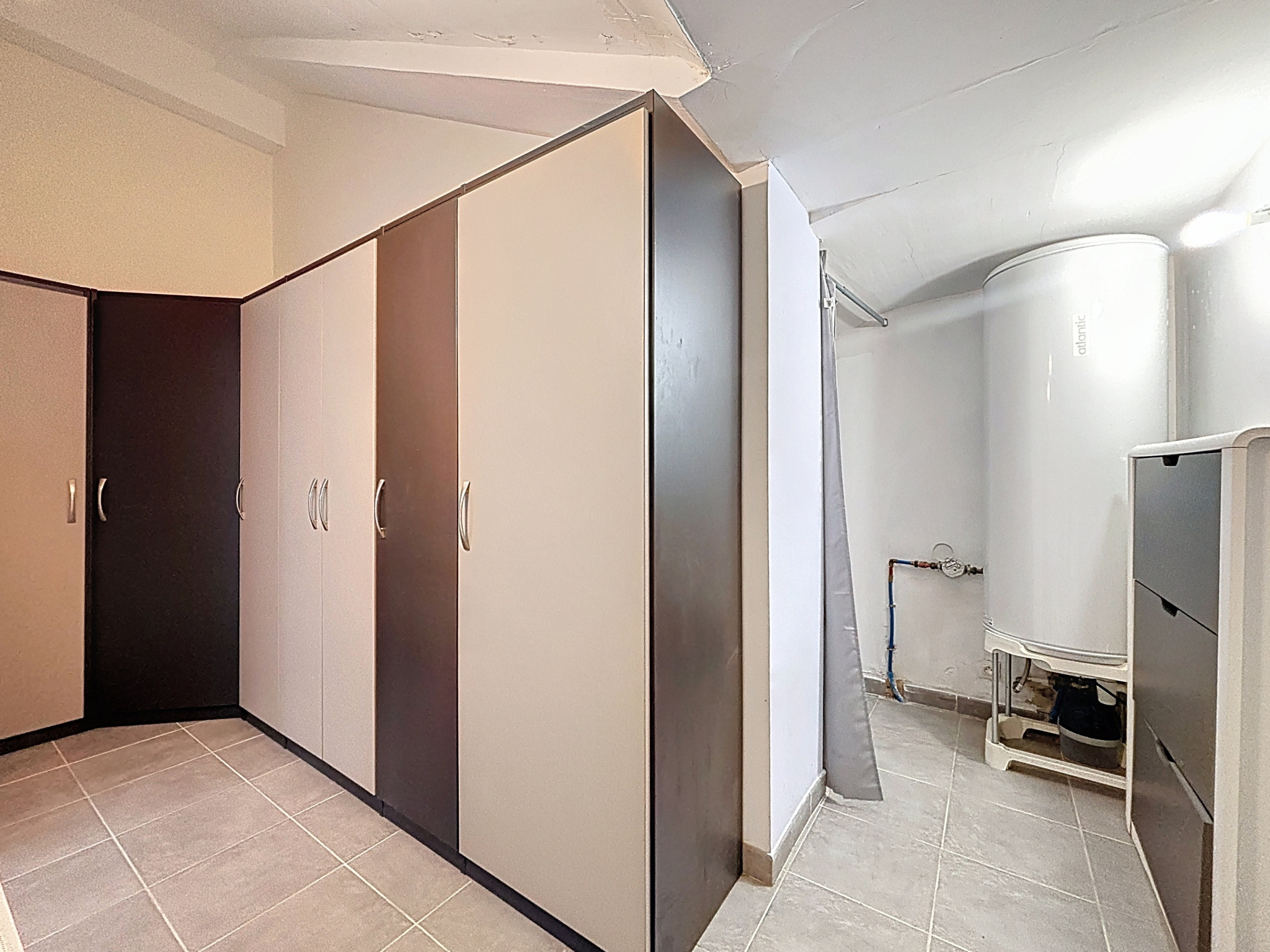 photo_963acaadbfa4efba3ce5c9e6274e1111