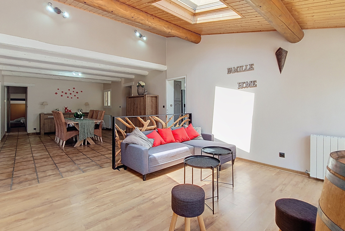 photo_999f4bff59c98da1eb8f6835ddba558f