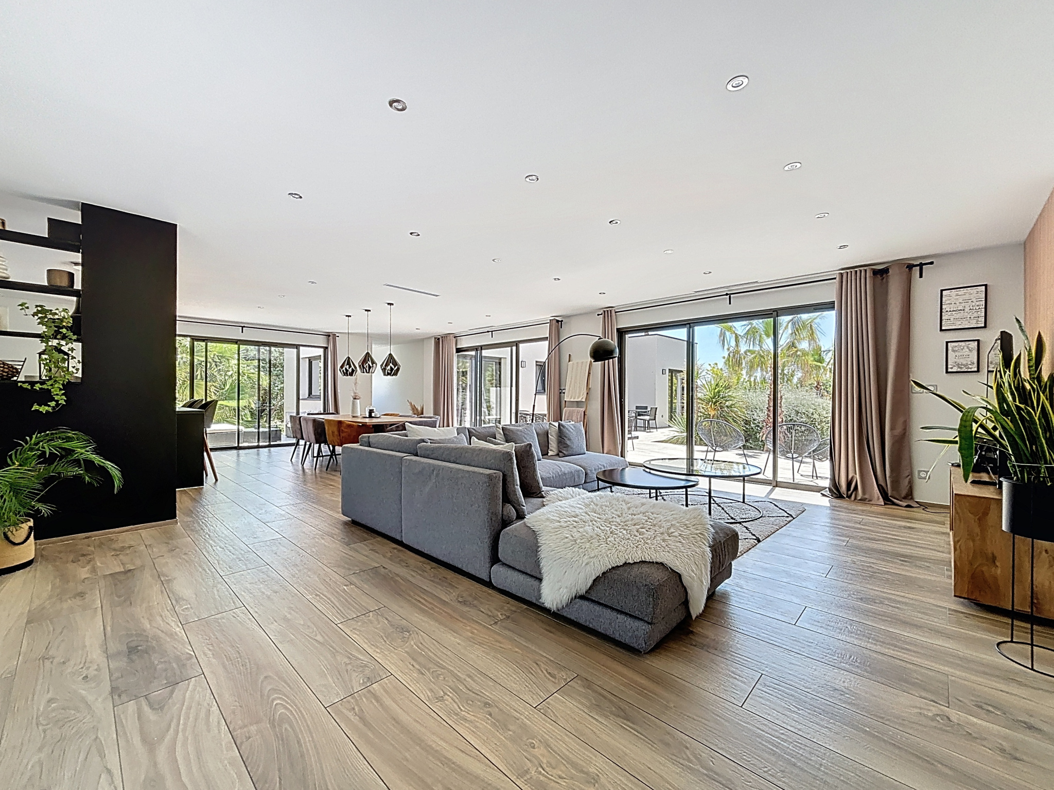 photo_a2a2b6ef8540421de3252f650bd3bfc5