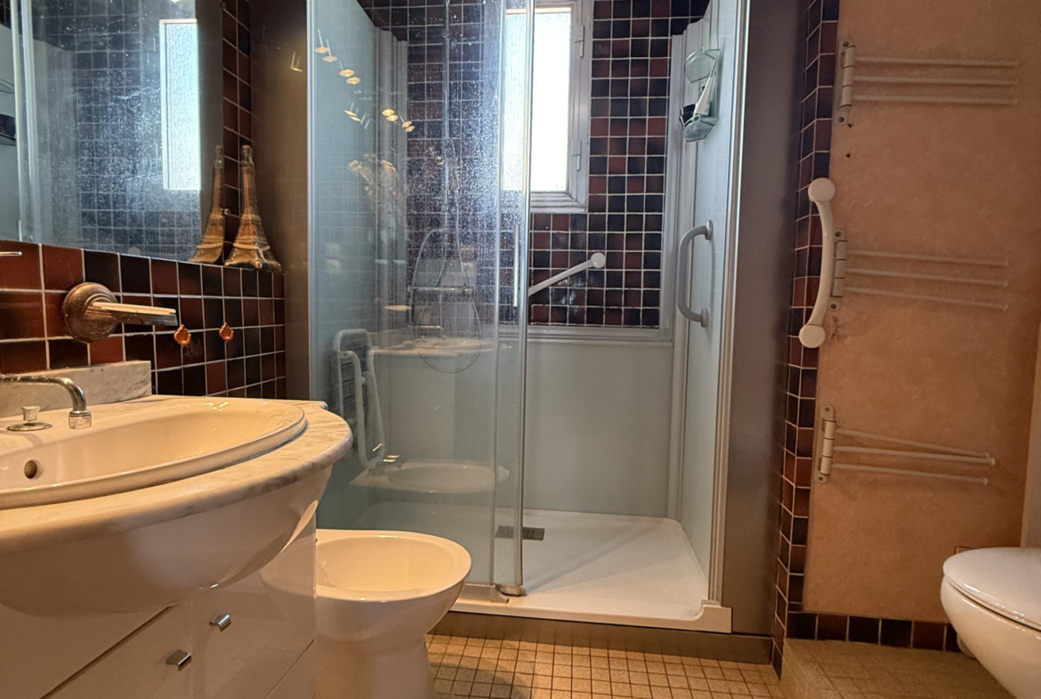 photo_a42681ed4d1309c78931efdbd8f10dbc