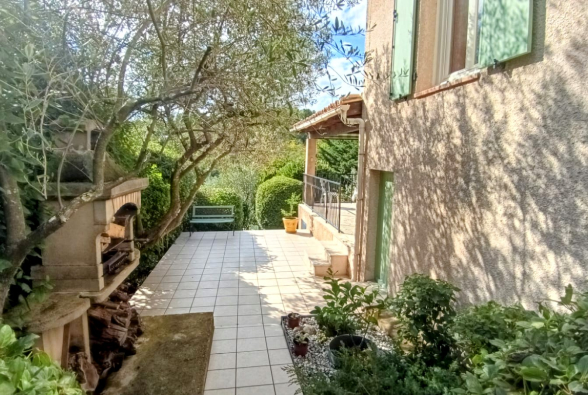 photo_a777540765eda173c986621450b1658d