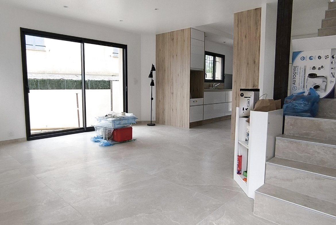 photo_b8fc23c101c252f5af9161760580d46f_Inc_0