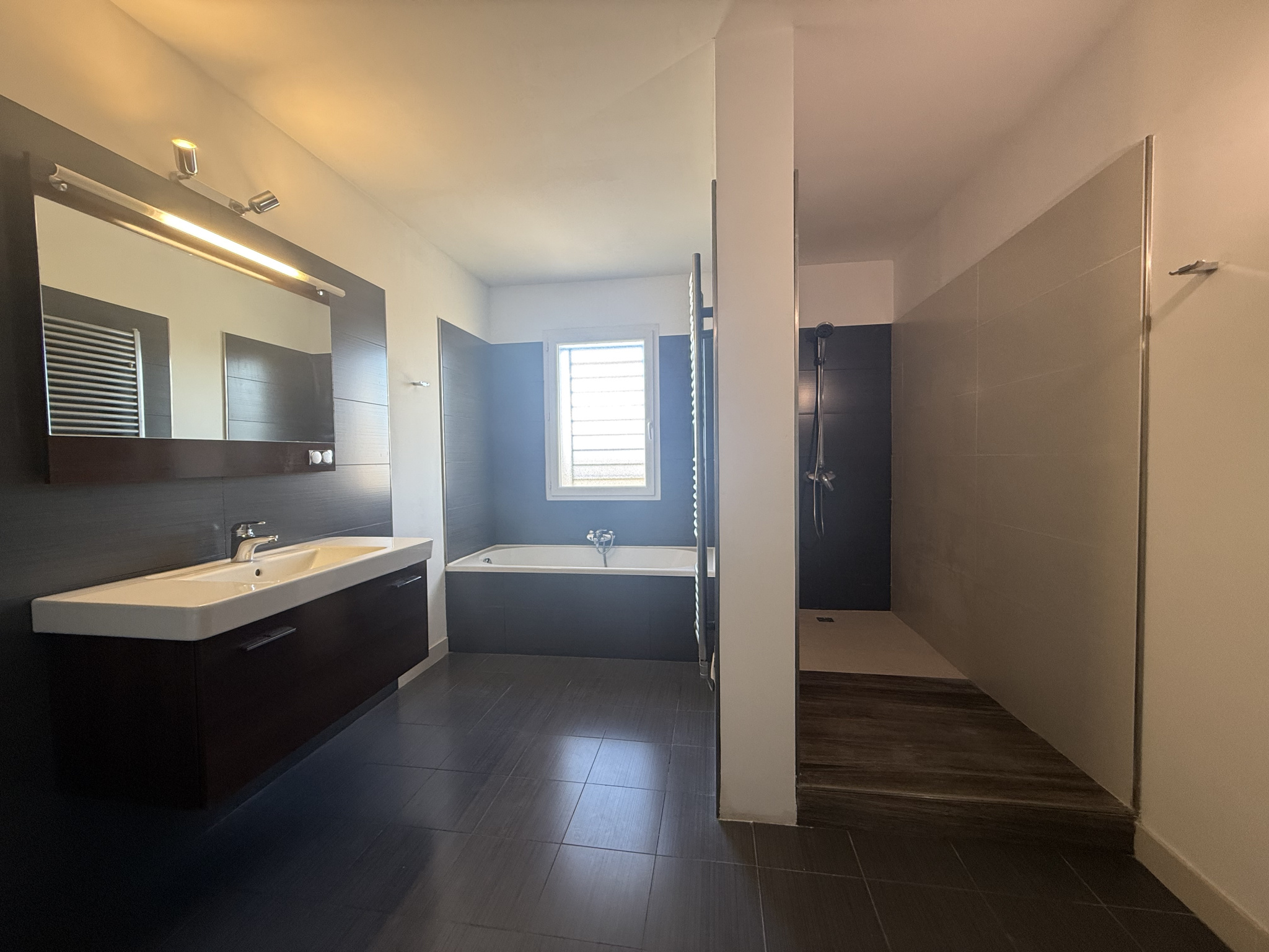 photo_bc8149bb7611d5a58b56507cb0b4ca09