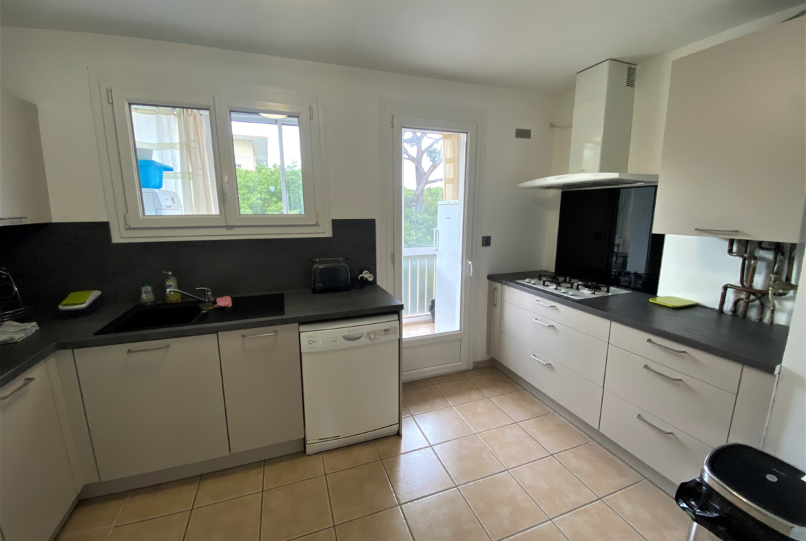 photo_ca10d61876a24691437d9ee5c57bf600