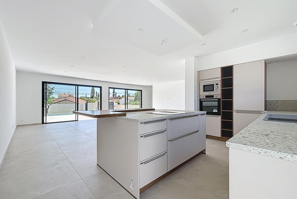 photo_e4fd77adc711b32126fd91d30d4685f2