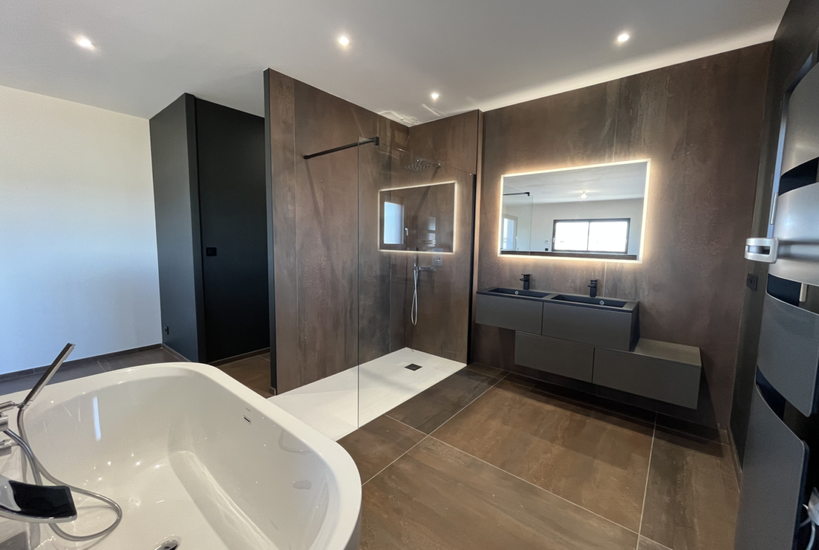 photo_e5fcd8ba1b471b4c7ef56aa89b30a7ff