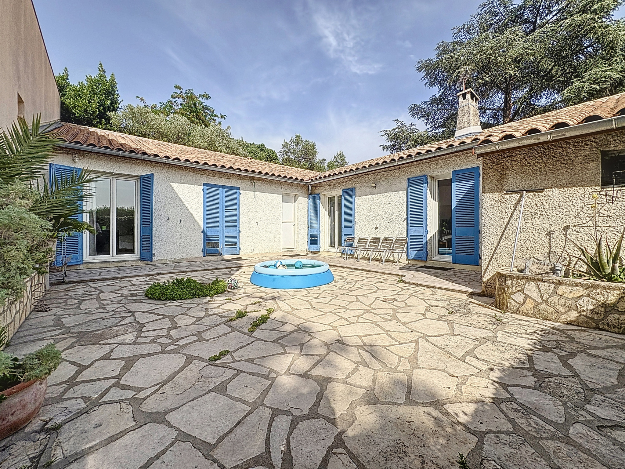 photo_ee6c230437673c01b4a9c77d5f7fa207