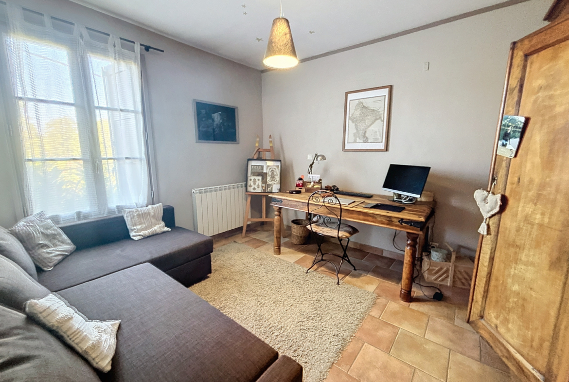 photo_7137dab924cd0df95d92574db55dd173