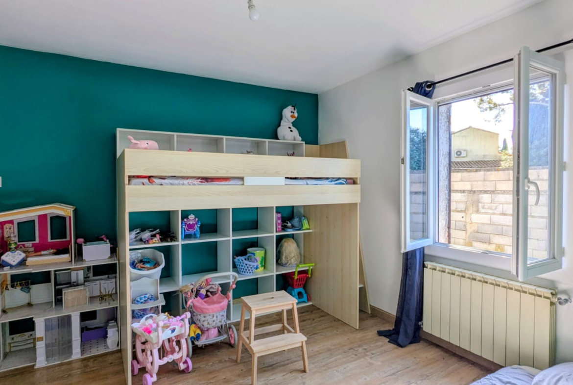 photo_43194fe3d795c6d608f1cd27b997c491