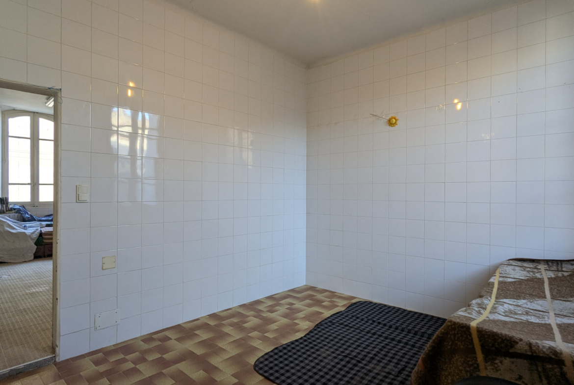 photo_682c0be9d1d88e9f1933d41c280e8443