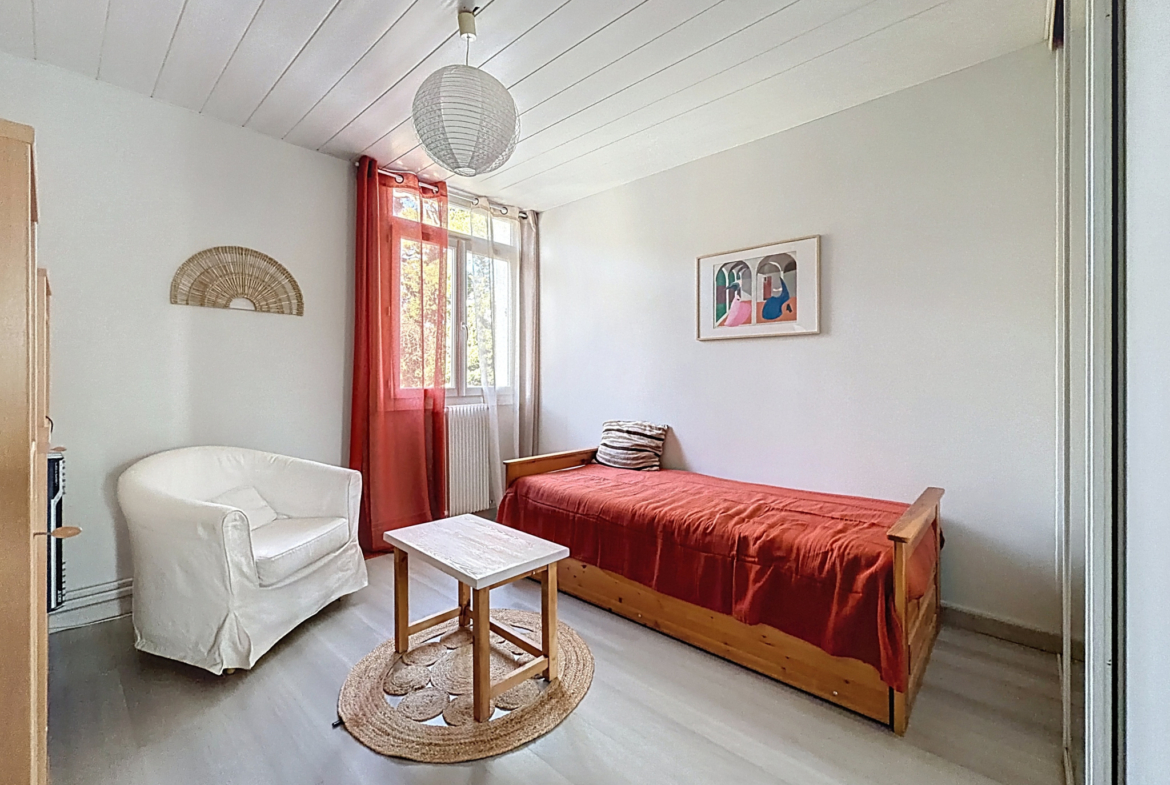 photo_892a2f59064417072a3718580efa3ec0