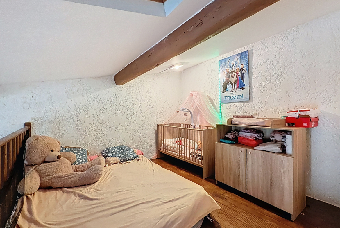 photo_b329b05ec934145a1f889f074e533fa3