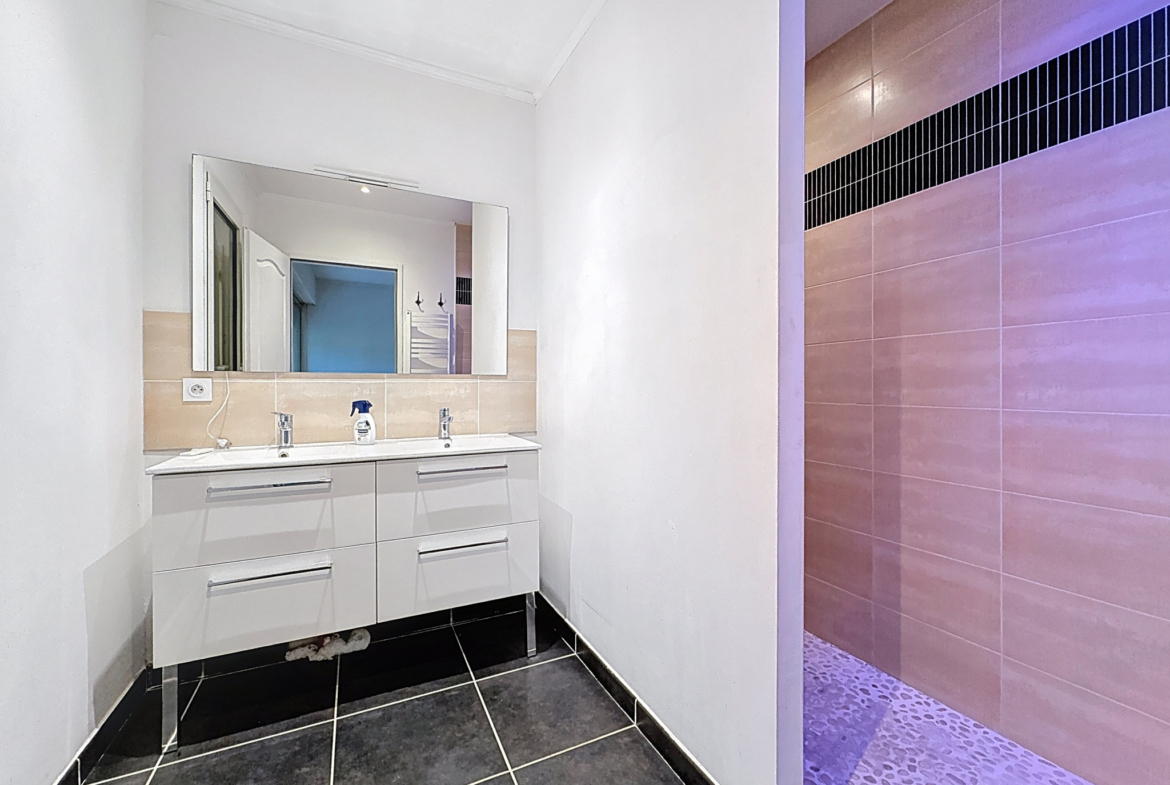 photo_2e7d43e1e60a3936ec138c41d3160ad7