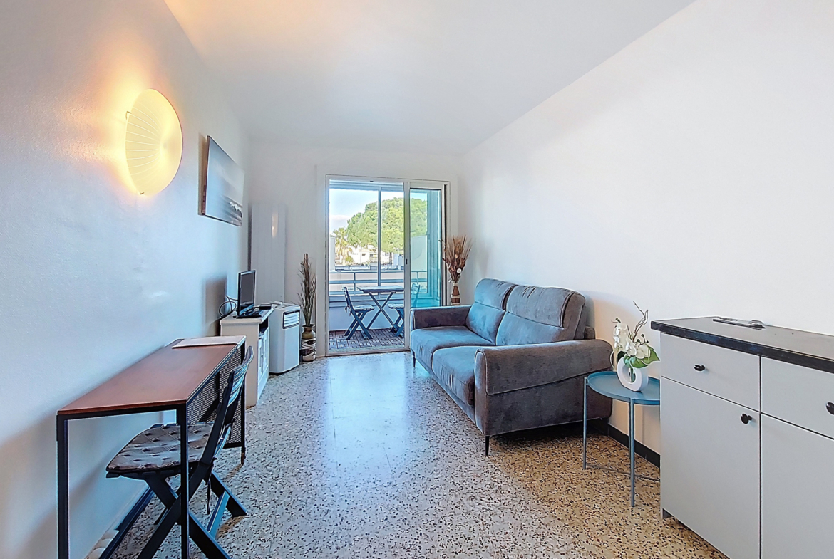 photo_4435c1b26b089efbbb3dcf63159740ed