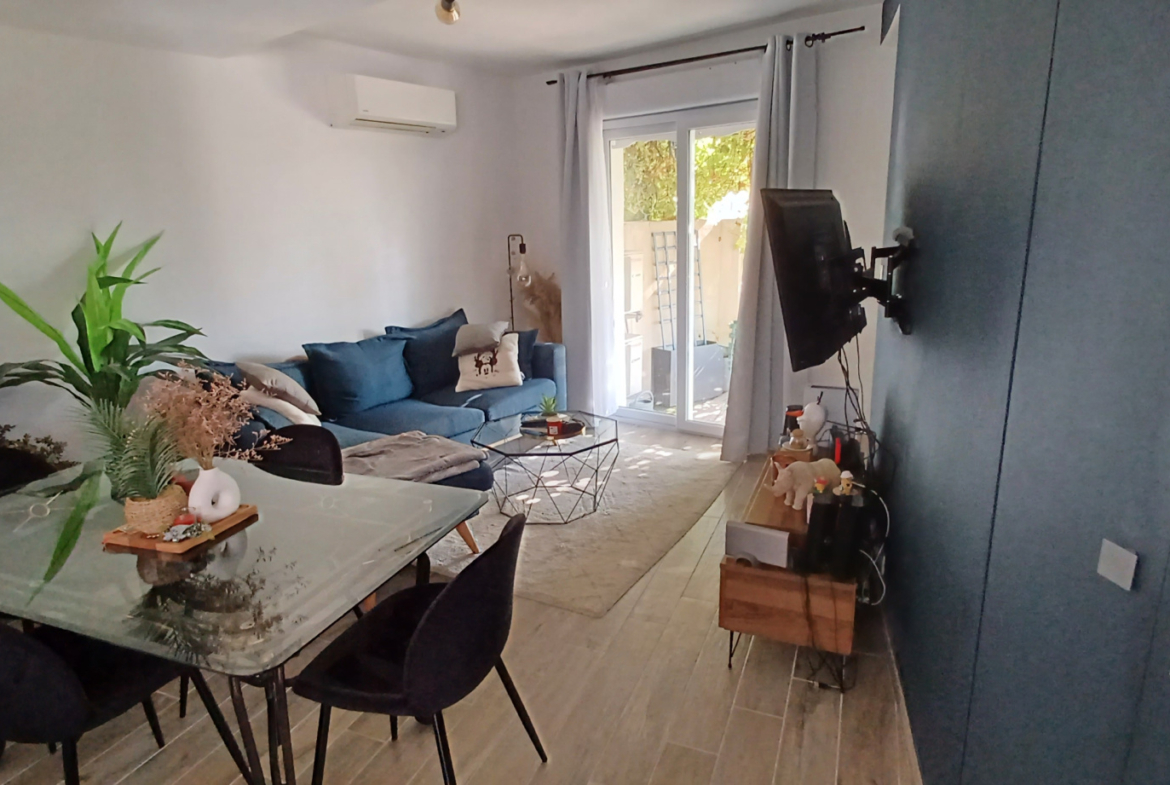 photo_45bb2c672e4badea0c9ff69e2c0e5e7a