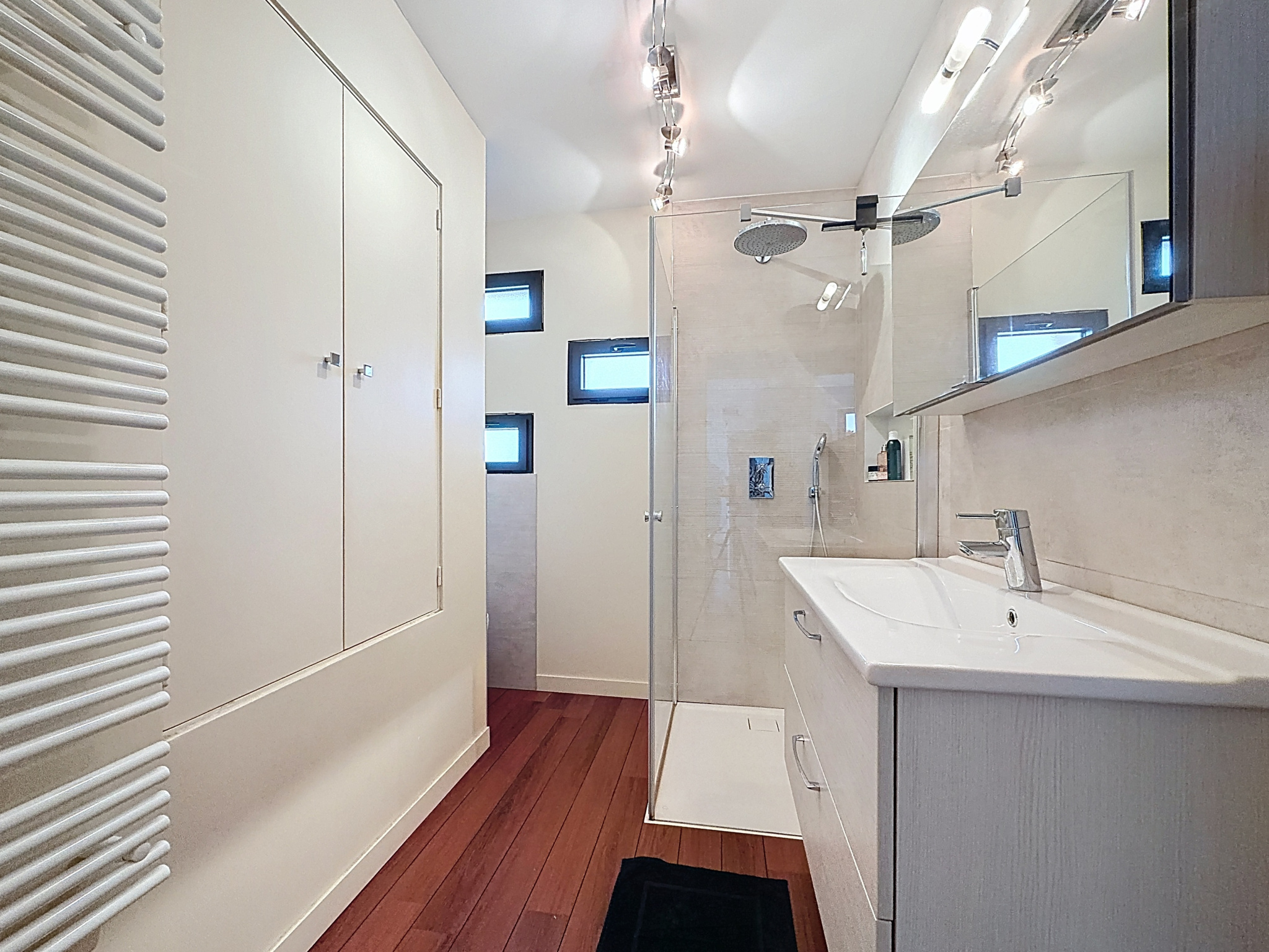 photo_58ce4c0baf95a28dbecbea3b83c64464