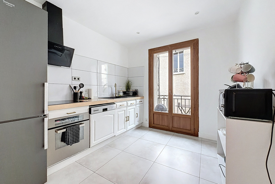 photo_5da71ed4fbd933d8c0c3e93b8548354b