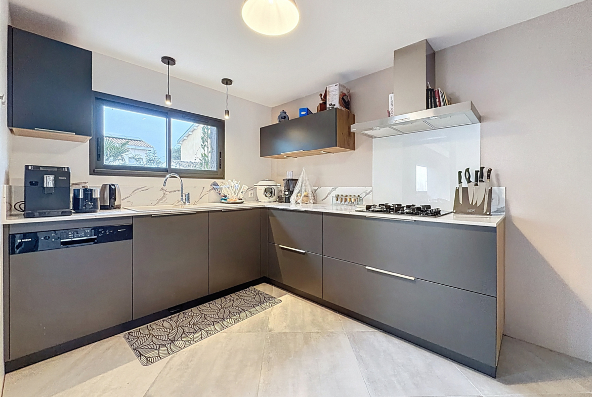 photo_88e23bbe70faa0676170b65d83349301