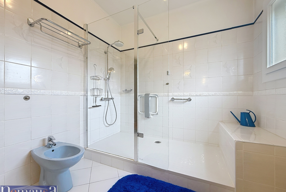 photo_ac2ed17518fbf62f2814da887f30e9b1