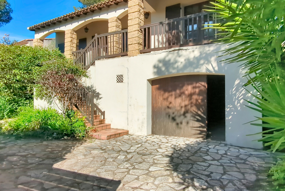 photo_e17e054b341a4855d33eeb96939cd911