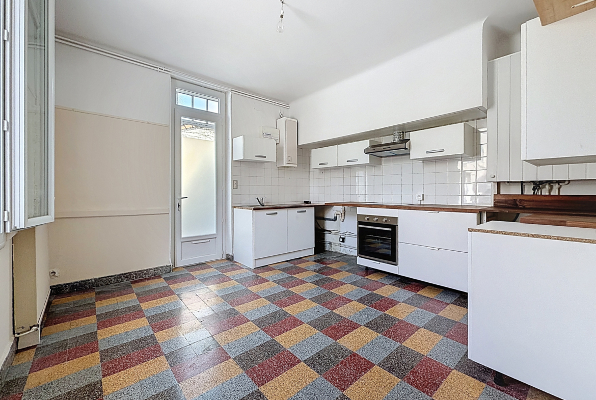 photo_19ee8b00df3a663ea46e5eb86ac11c86