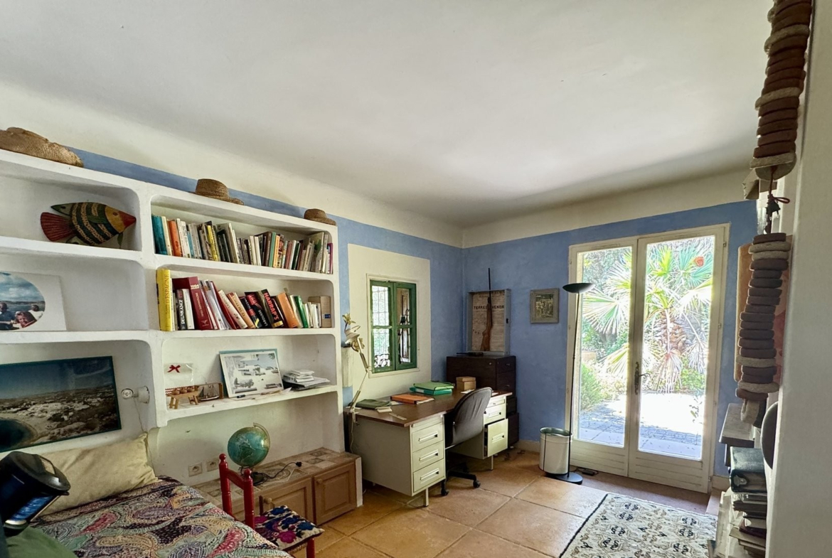 photo_76d7fe4a71a5681d2800bffc2d564be9