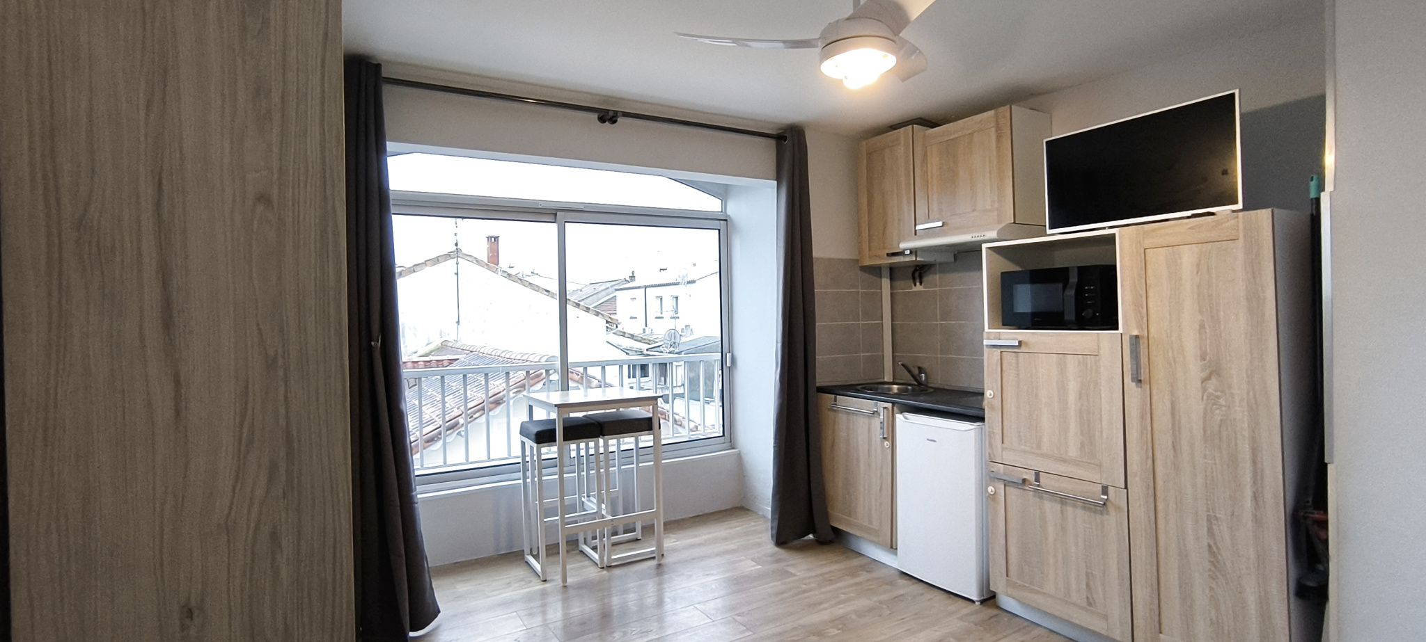 photo_b37ccbb97ab5aebe477d97f61d796d4f_Inc_0