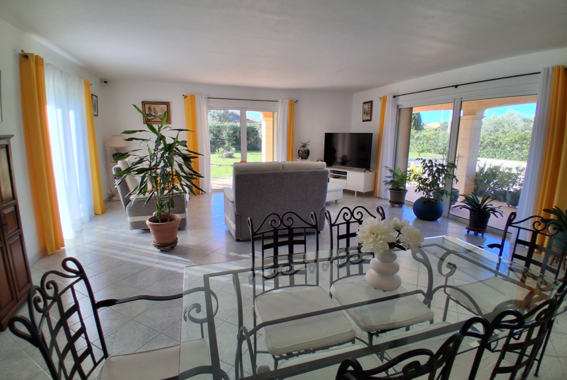 photo_0a1fd3863b52b86e621648494a140c6b