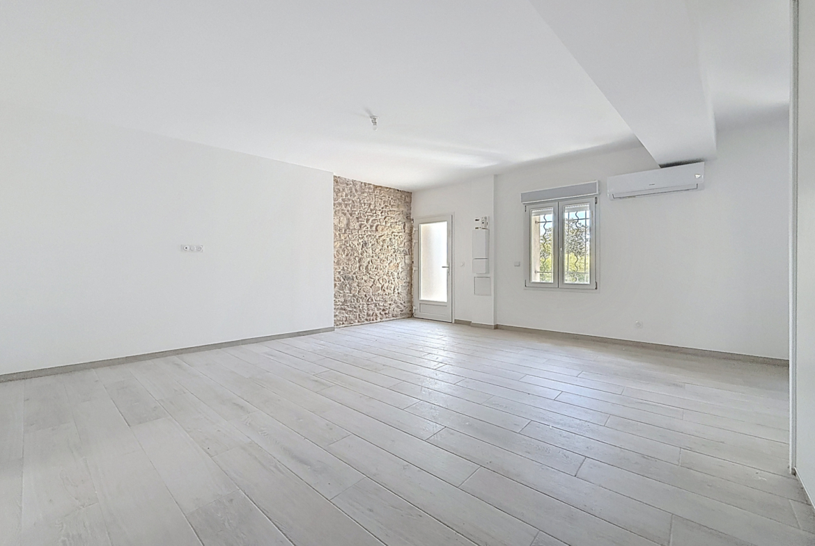 photo_28875ffa1e786eafb5249772032d8b42